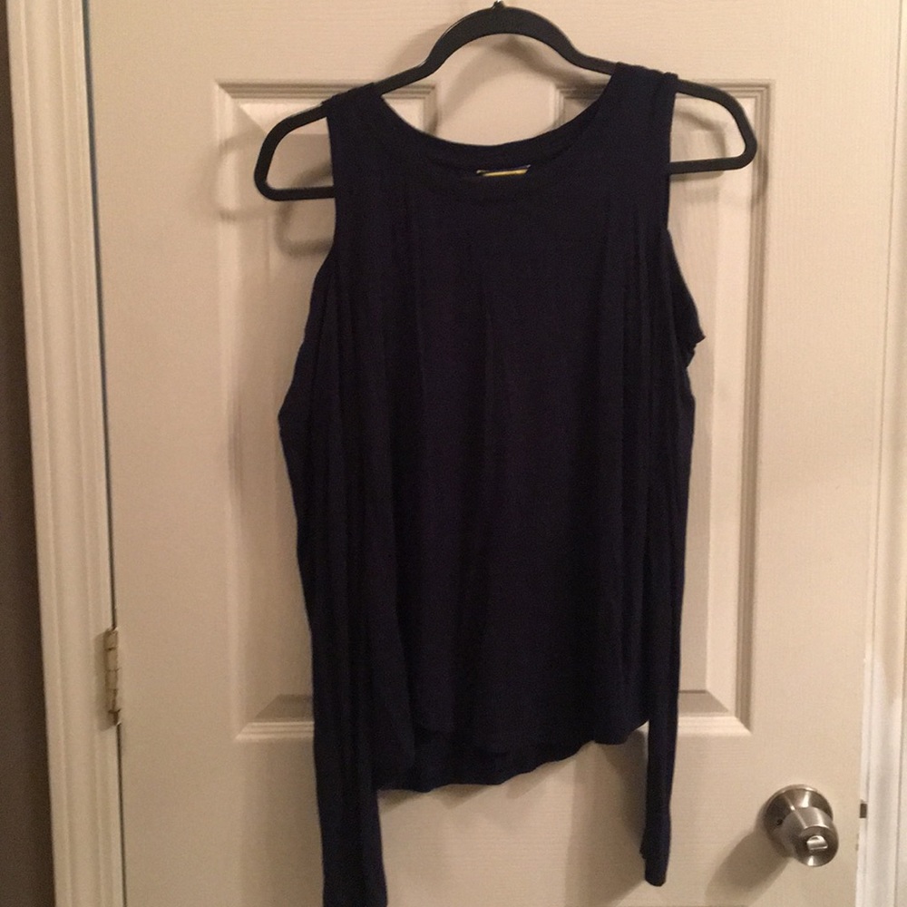 Long sleeve open shoulder navy shirt